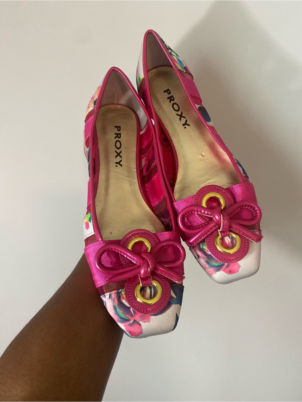 Roxy Hot Pink Floral Bow Pointed Flats